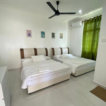 Dsinggahpcb Guest House Kota Bharu Buitenkant foto